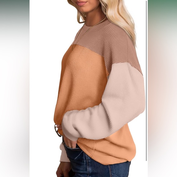 Colorblock Ribbed Sweater - Picture 3 of 6